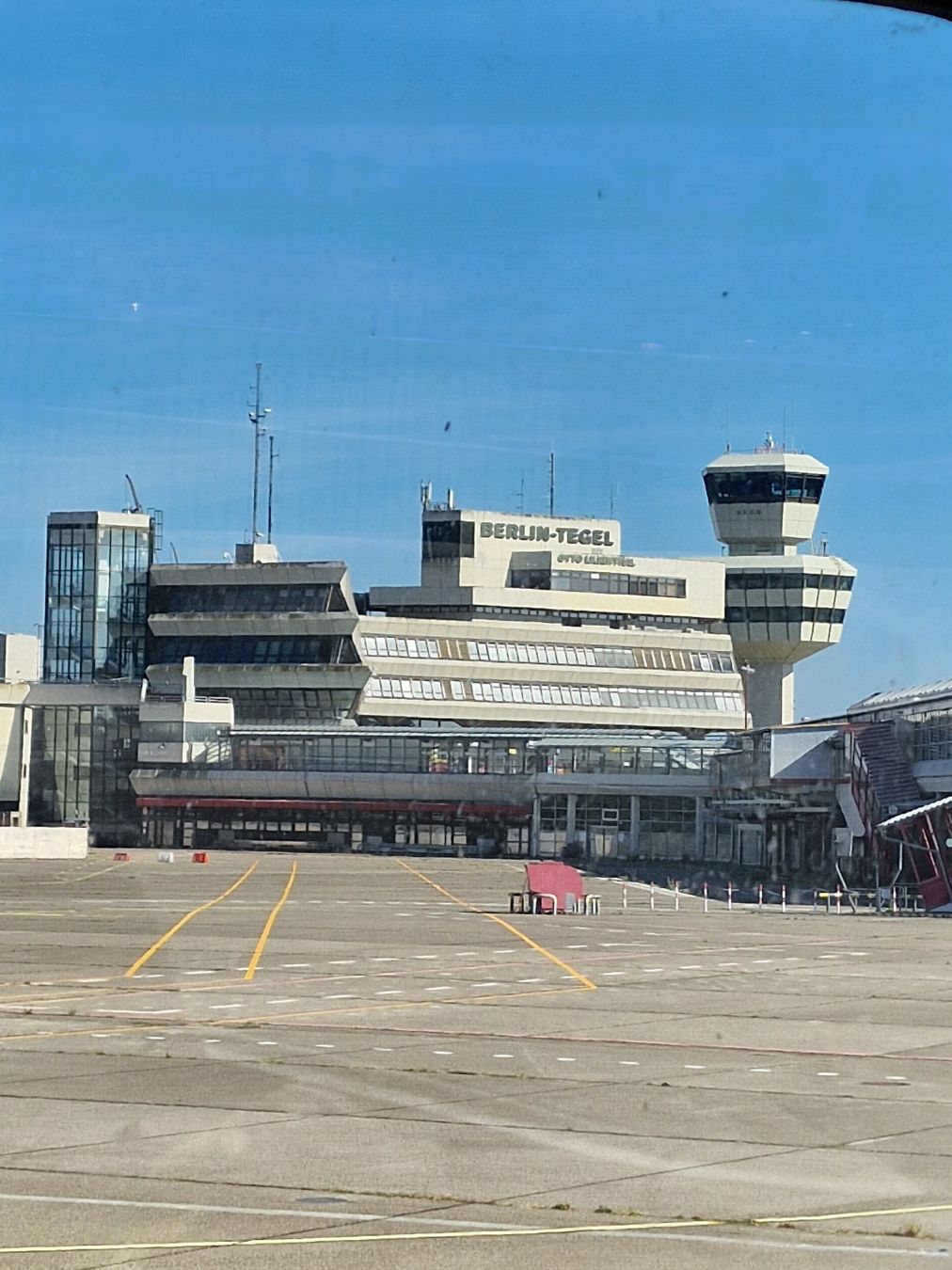 Mega cool tour of the old Tegel Airport