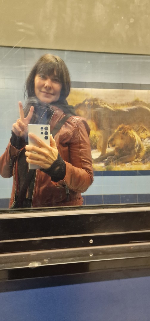 Mirror. Me.