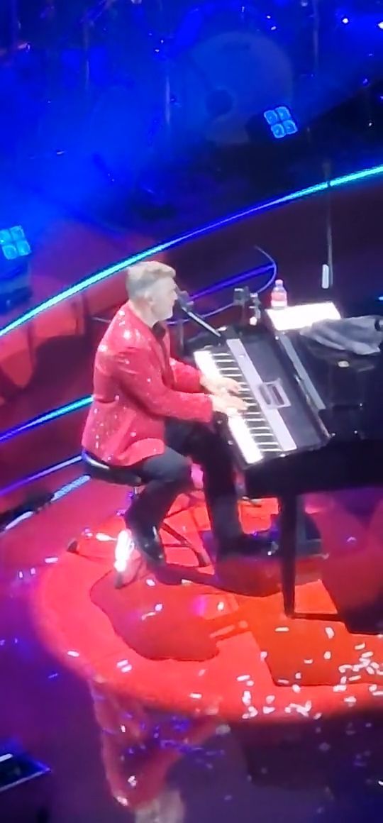 [Video] Off to Royal Albert Hall to see Gary Barlow last Tuesday …