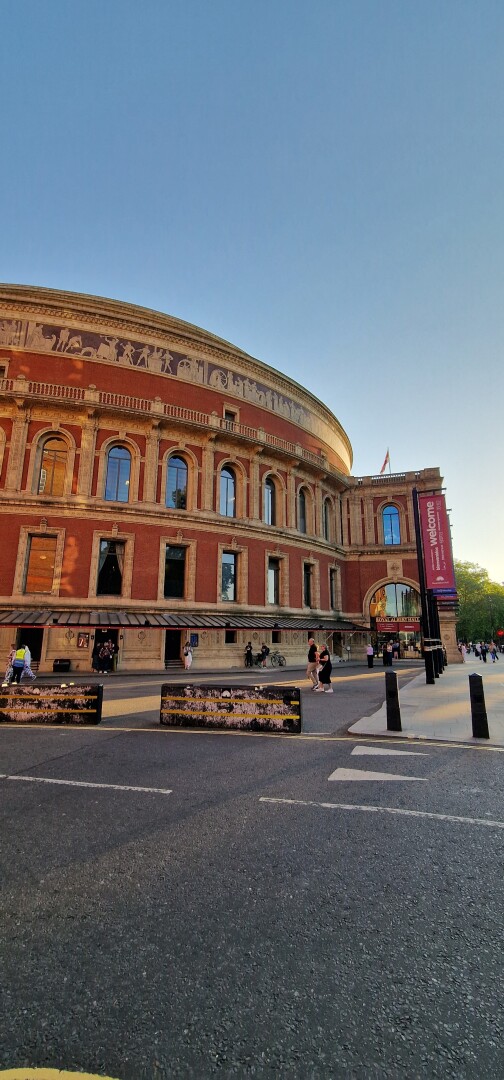 Off to Royal Albert Hall to see Gary Barlow last Tuesday …