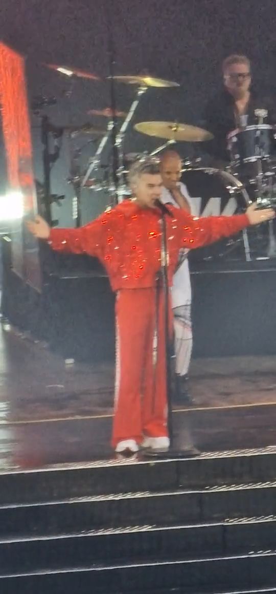 [Video] Robbie Williams in Berlin